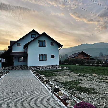 Casa Din Podirei Villa Capu Cîmpului Dış mekan fotoğraf